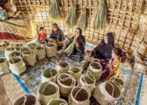 بافت اشتغال زنان بدسرپرست و بی‌سرپرست با صنایع‌دستی ‏