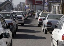 معطلی‌های بی‌پایان در صف‌های طولانی بنزینِ زاهدان