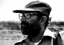 رفتار شهید چمران در قلب مردم اثر می‌کرد