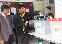 حضور پرشور مردم زاهدان در پای صندوق‌های رأی