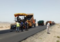 اجرای ۲۳۰ کیلومتر روکش آسفالت در محورهای مواصلاتی سیستان و بلوچستان