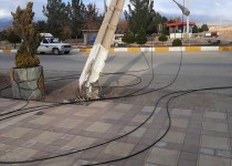 باد و باران باعث سقوط ۲۷ اصله پایه شبکه برق شهرستان راسک شد