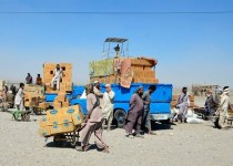کوله‌بری در مرز میلک و پیشین اجرا می‌شود