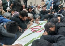 برای حفظ این وحدت باز هم شهید می دهیم