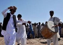 طنین ساز و دهل سیستانی در جشن میلاد امام زمان (عج)