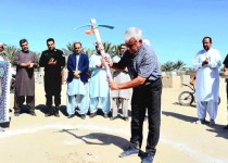 آغاز ساخت مدرسه ۱۲ کلاسه به همت پدر و پسر خیر