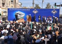 پرچم استکبارستیزی با اتکای به ایمان برافراشته است