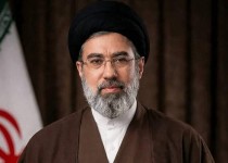 معلمان و کارگران ستون فقرات عرصه فرهنگ و اقتصاد